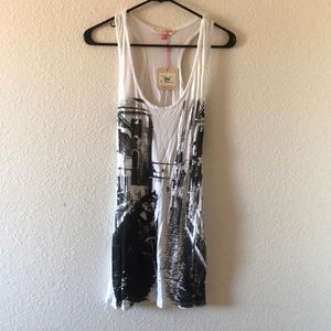 NWT White tank top with canal image